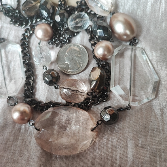 NY Co Ribbon Lucite Bauble Oversized Statement Necklace Faux Pearls Gunmetal - Picture 6 of 15